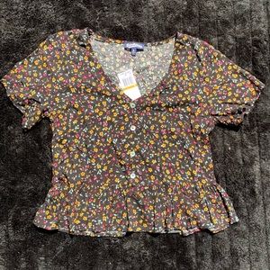 short sleeve blouse